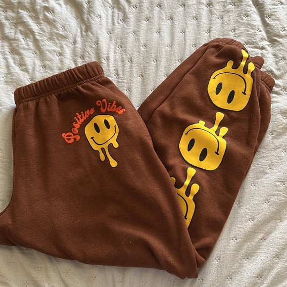 Positive vibes. - Picture 2 of 2